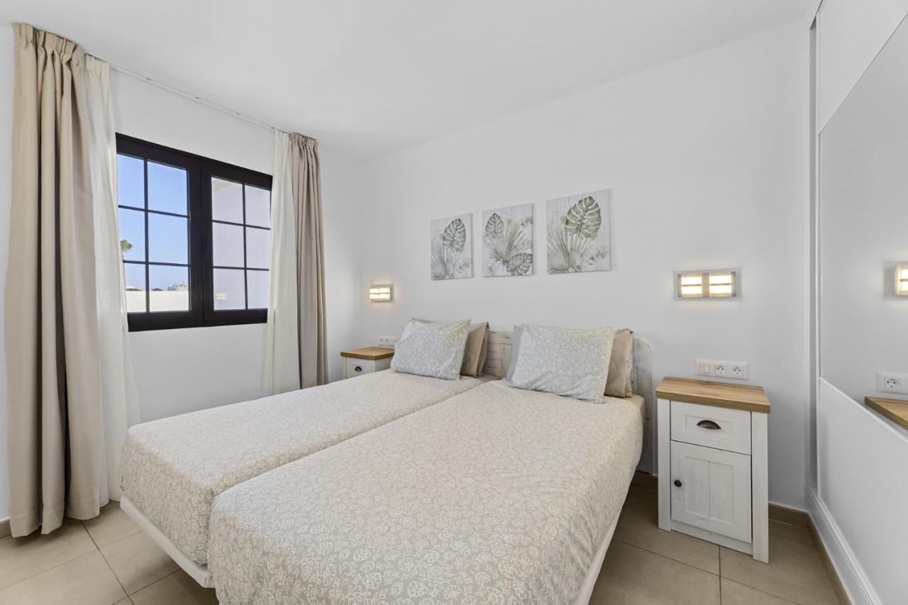 Апартаменти Casahost Bastian Boutique I Seaview Коста-Тегісе Екстер'єр фото