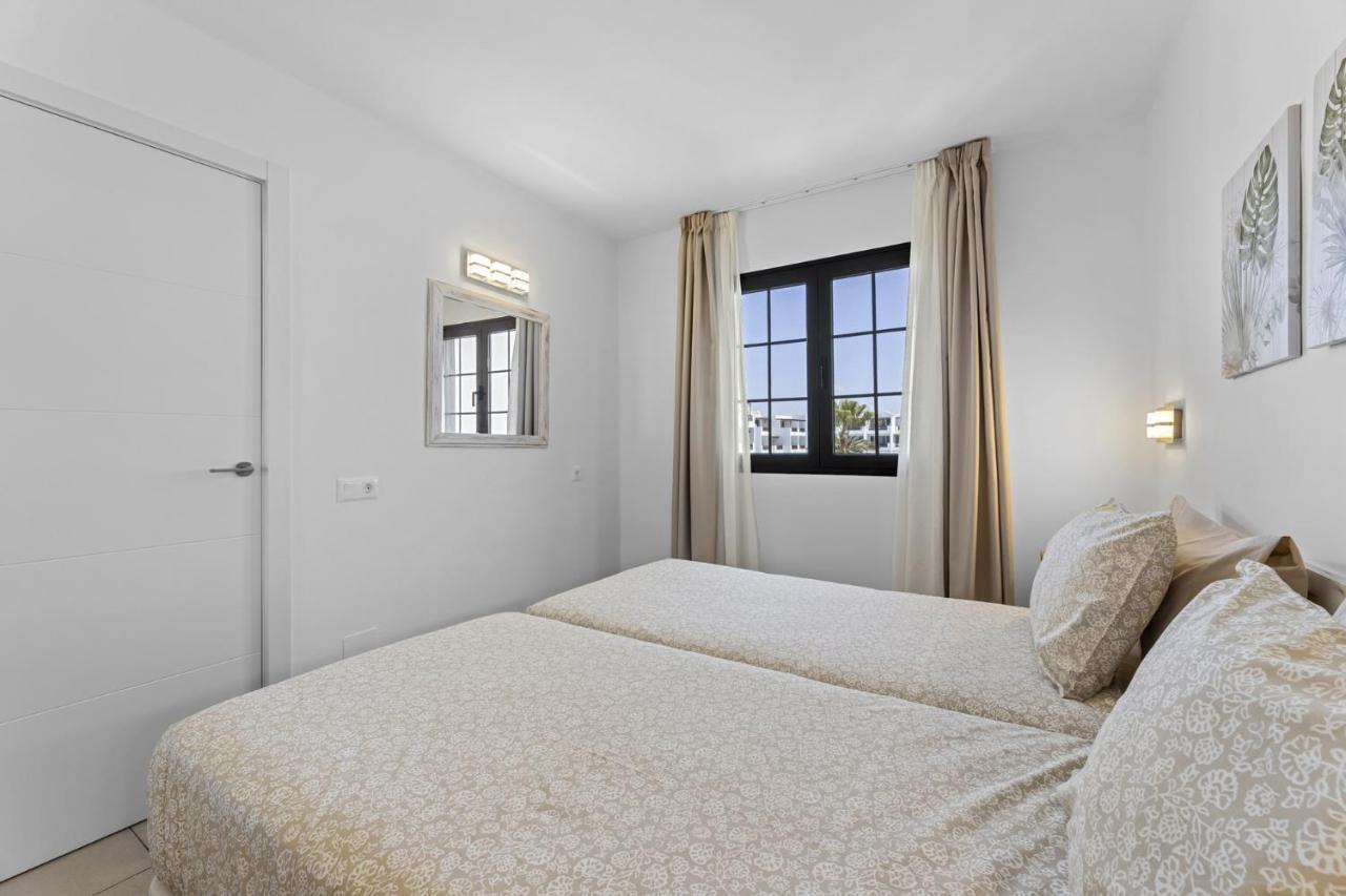 Апартаменти Casahost Bastian Boutique I Seaview Коста-Тегісе Екстер'єр фото