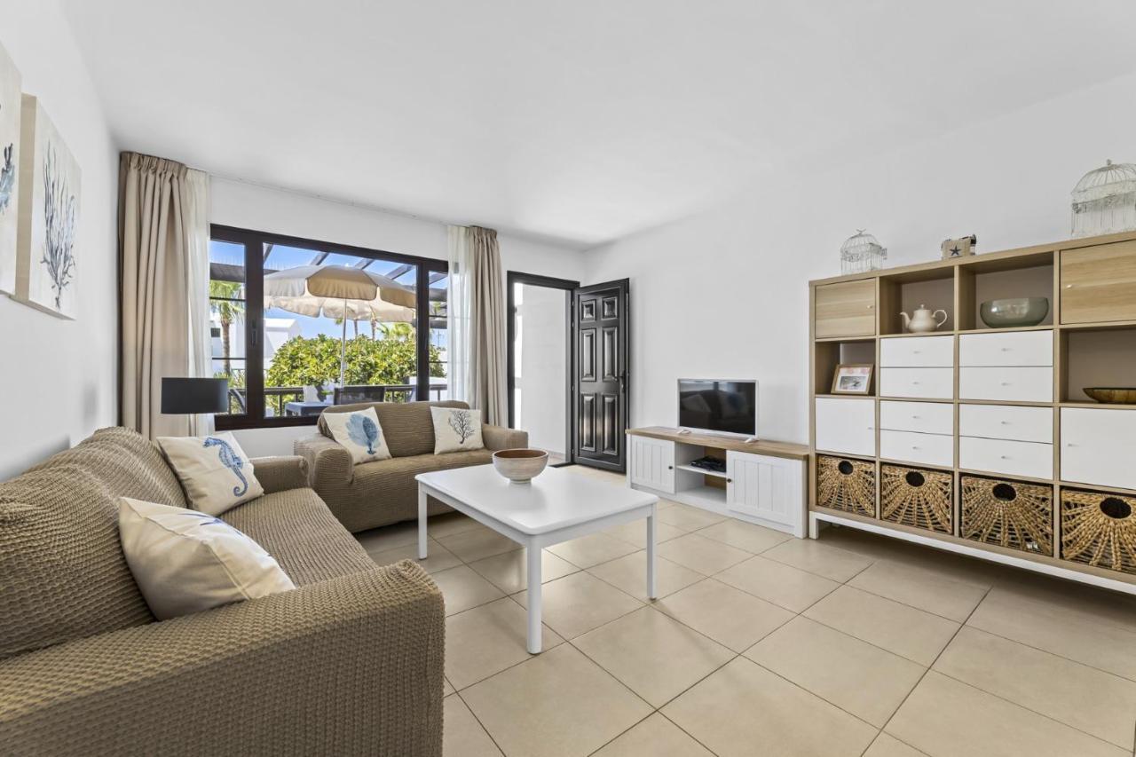 Апартаменти Casahost Bastian Boutique I Seaview Коста-Тегісе Екстер'єр фото