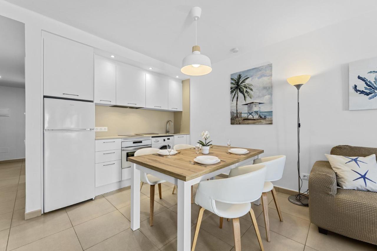 Апартаменти Casahost Bastian Boutique I Seaview Коста-Тегісе Екстер'єр фото